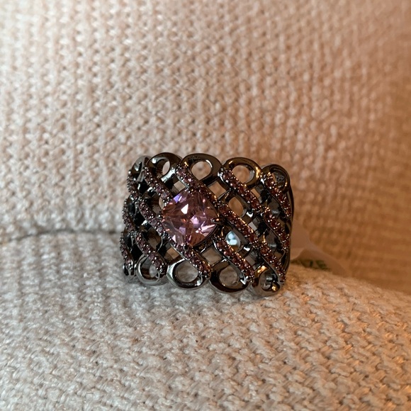 Bomb Party Bragging on You Light Rhodolite Hematite size 8 - Picture 1 of 3